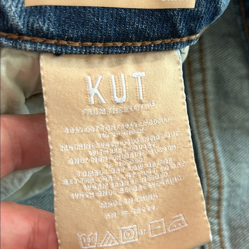 Like new - KUT From The KLOTH ‘Jen’ Denim Skirt - Picture 5 of 16